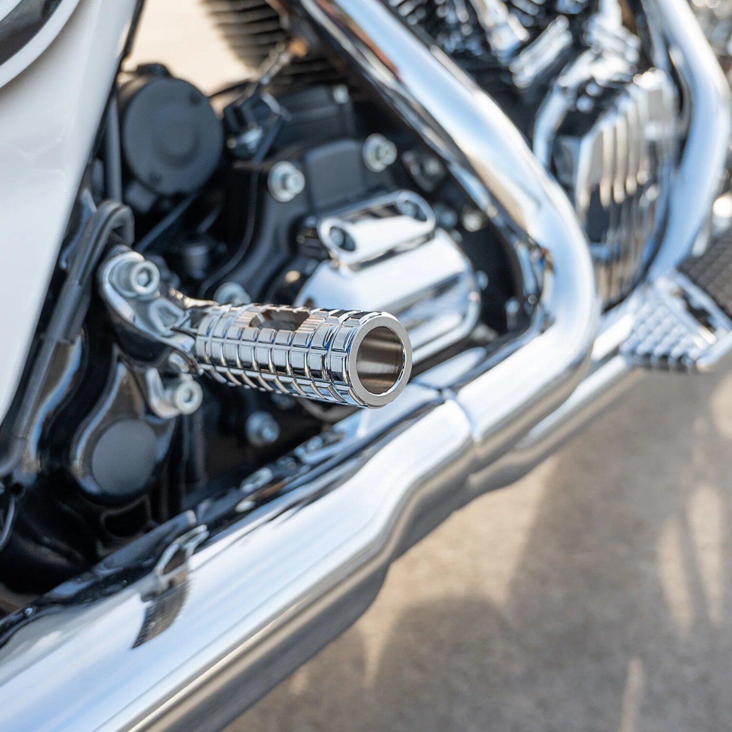 Arlen Ness, Speedliner Passenger footpeg set, Silver, Chrome