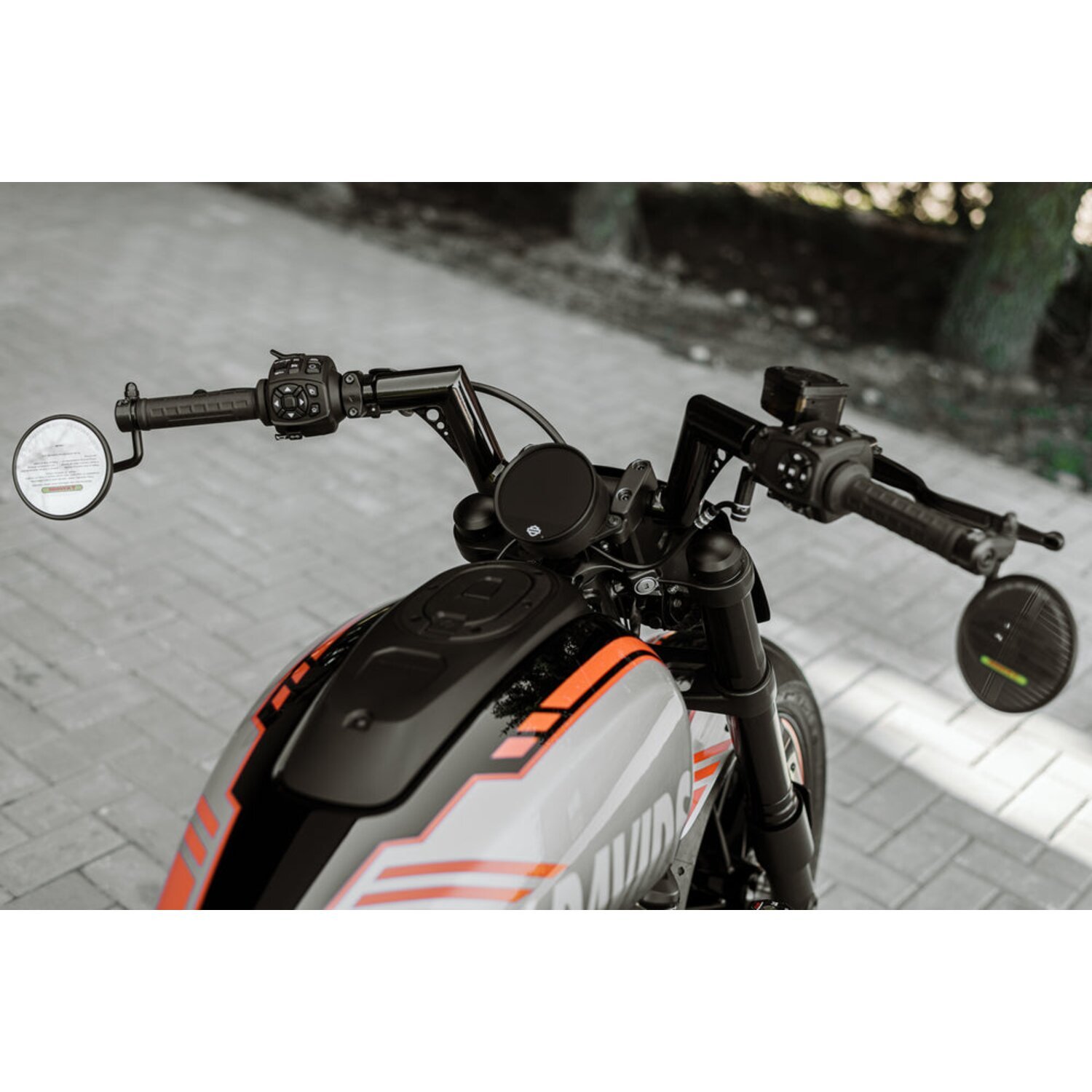 Killer Custom, 1-1/2" Sporty Ape handlebar, Black, Powder Coated