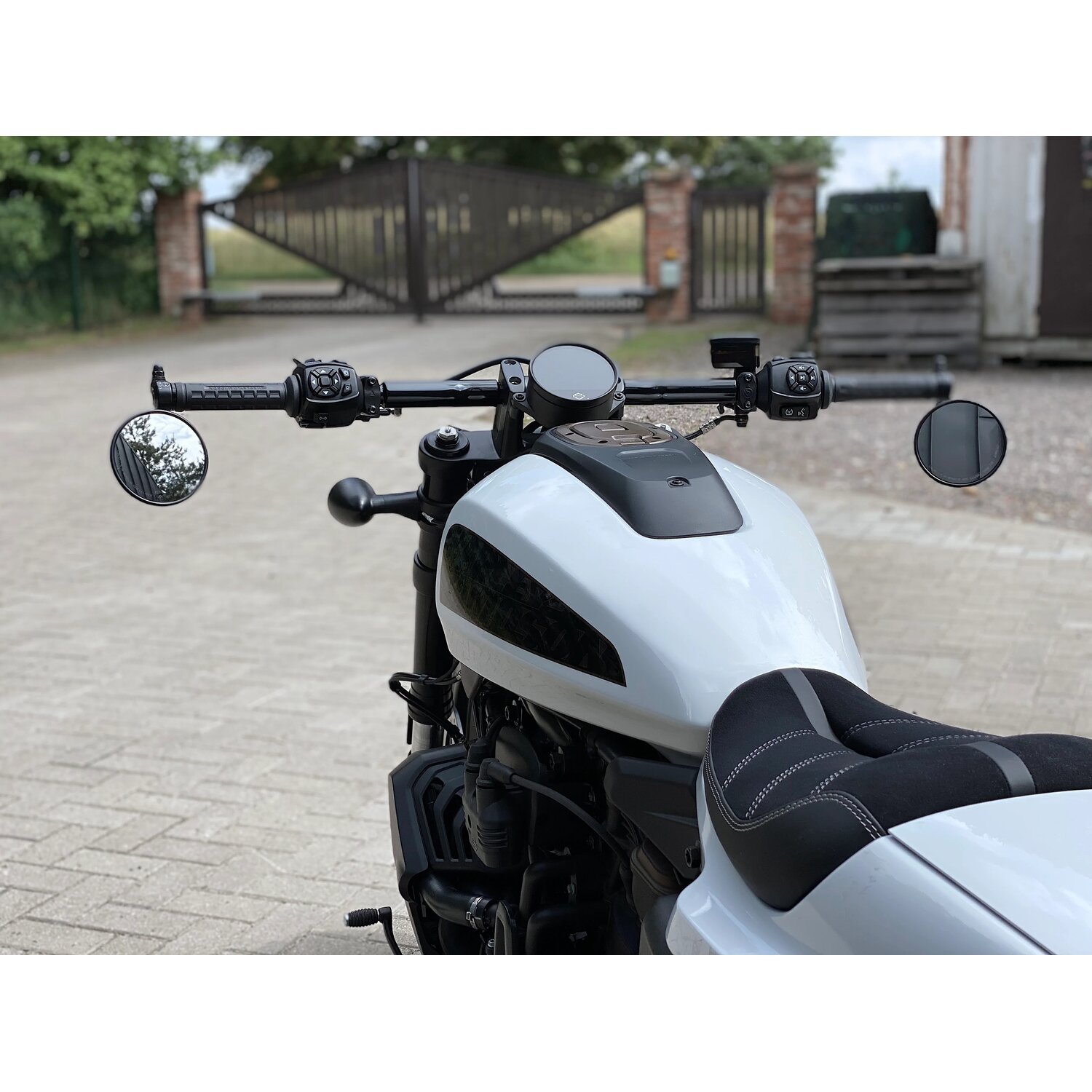Killer Custom, 1-1/4" Fat Drag handlebar, Black, Powder Coated