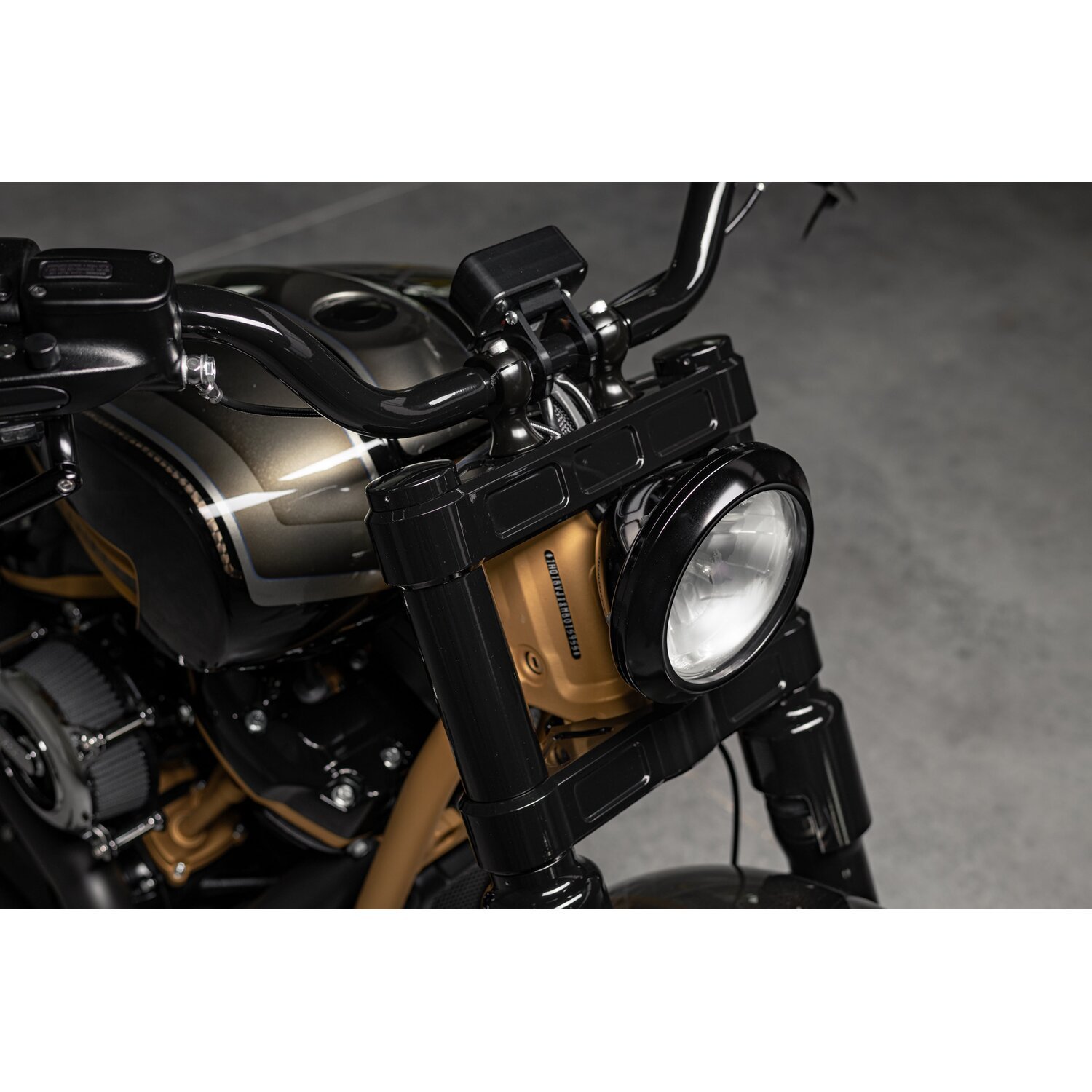 Killer Custom, 49mm Softail wide triple tree set