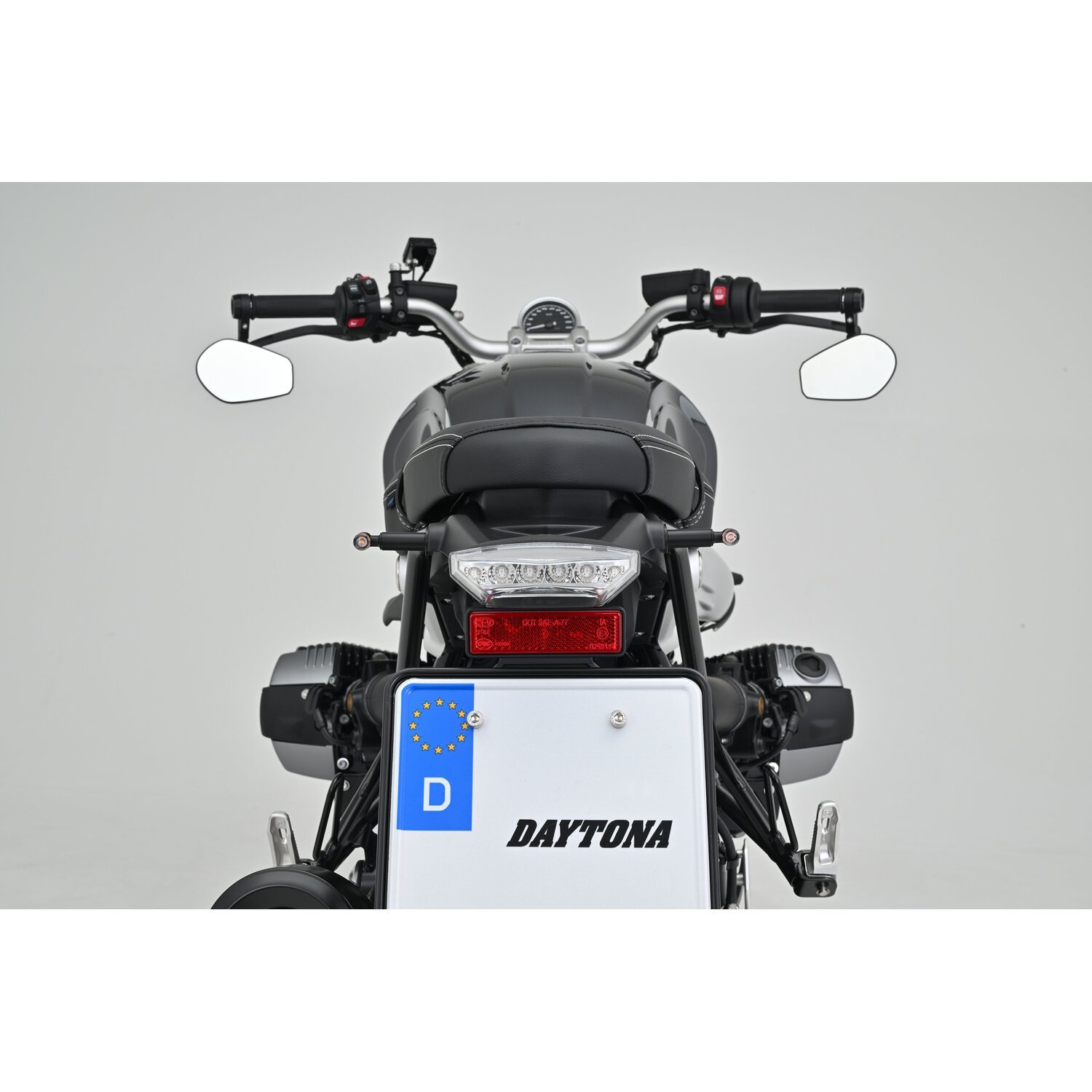 Daytona, 8mm turn signal extension set, Black, Matte