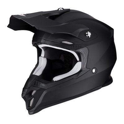 The Scorpion VX-16 Evo Air Solid motorcycle helmet is suitable for motocross and supermoto, and due to the ECE-2206 certification, it can also be used on public roads. The helmet is made of light and strong polycarbonate and comes in 2 shell sizes, namely XS-M and L-XXL. The EPS inner shell gives the helmet its impact-absorbing properties. The sun visor of the VX-16 is detachable without the need for tools. Thanks to the large opening, this MX helmet is suitable for all motocross goggles, with the rubber edge creating extra grip so that the goggles will not move.