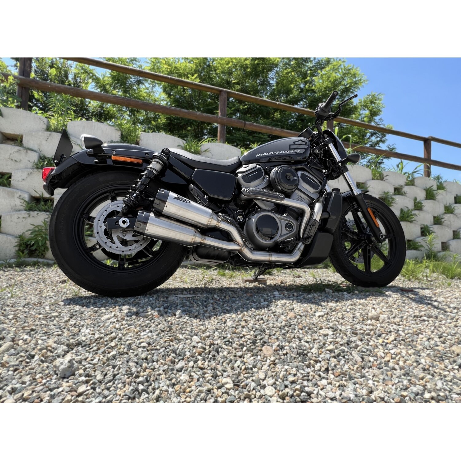 Zard, 2-1-2 Nightster 975 exhaust system. M, Black, Polished
