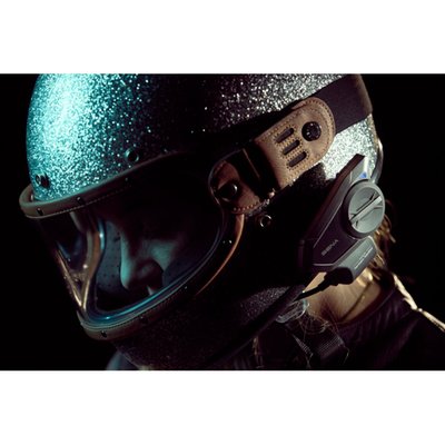 Premium communication meets world-class audio with the Sena 50S. The 50S offers an all-new experience of Riding Connected, now with sound by Harman Kardon. The 50S features Sena’s Mesh Intercom™ which brings significant advancements to motorcycle communication. With an exceptional communication network and finely-tuned speakers and microphone, the 50S continues the goal of keeping riders connected on their journey. Features premium speakers & microphone with sound by Harman Kardon, one-click-to-connect mesh intercom™, robust reliability, bluetooth® 5 enabled, voice-activated digital assistant access, 30% faster rapid charging, automatic firmware updates via the included WiFi Adapter and a tried-and-true glove-friendly jog dial design.