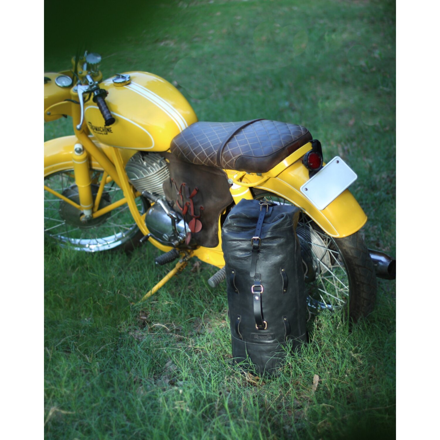 Trip Machine, Military duffle bag