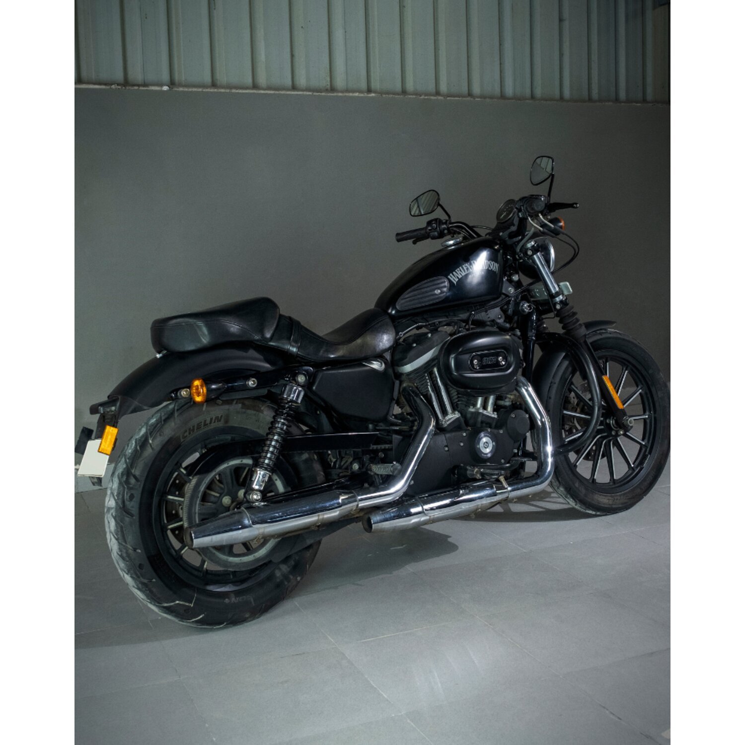 Trip Machine, Mini Classic leather tank pads, Black