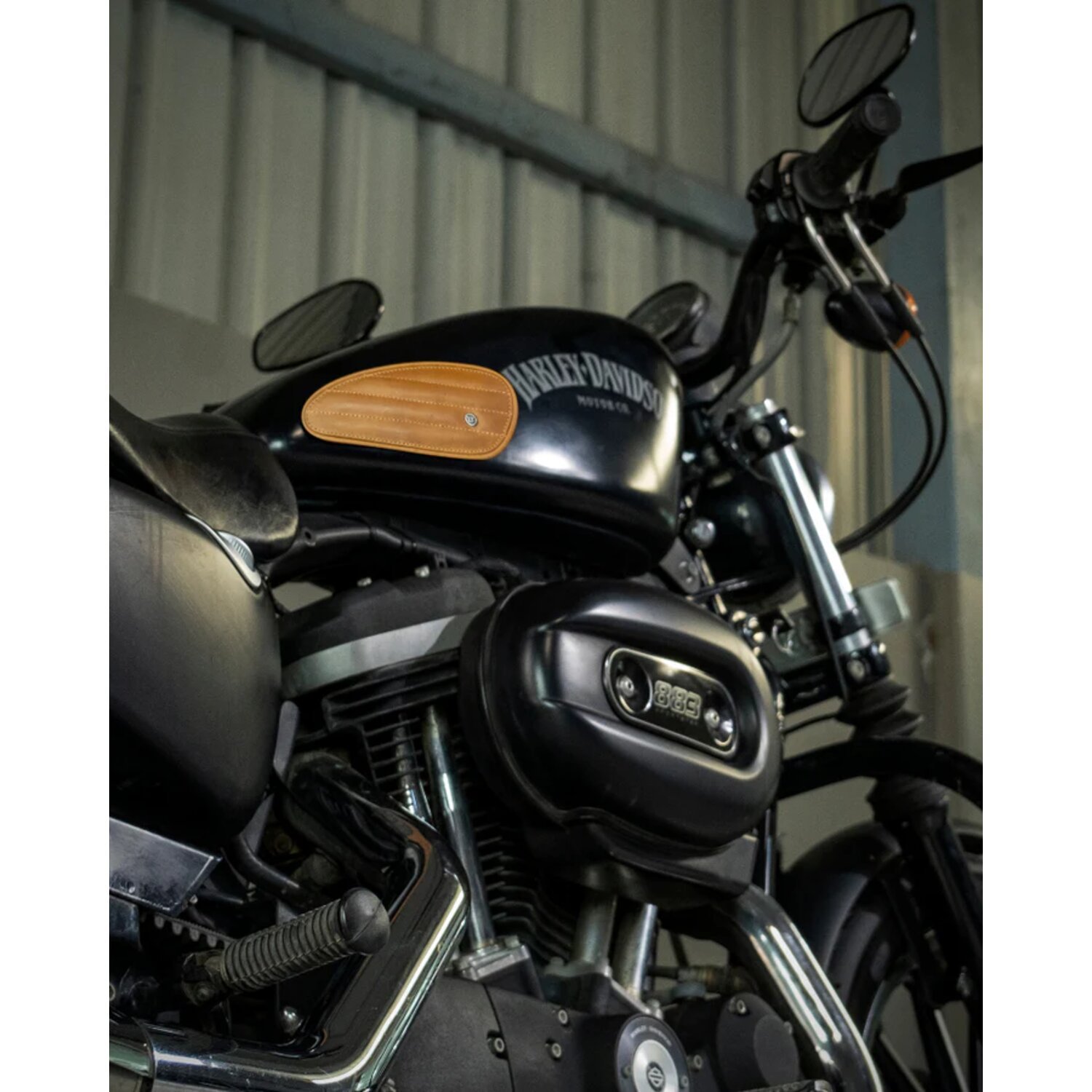Trip Machine, Mini Classic leather tank pads, tan
