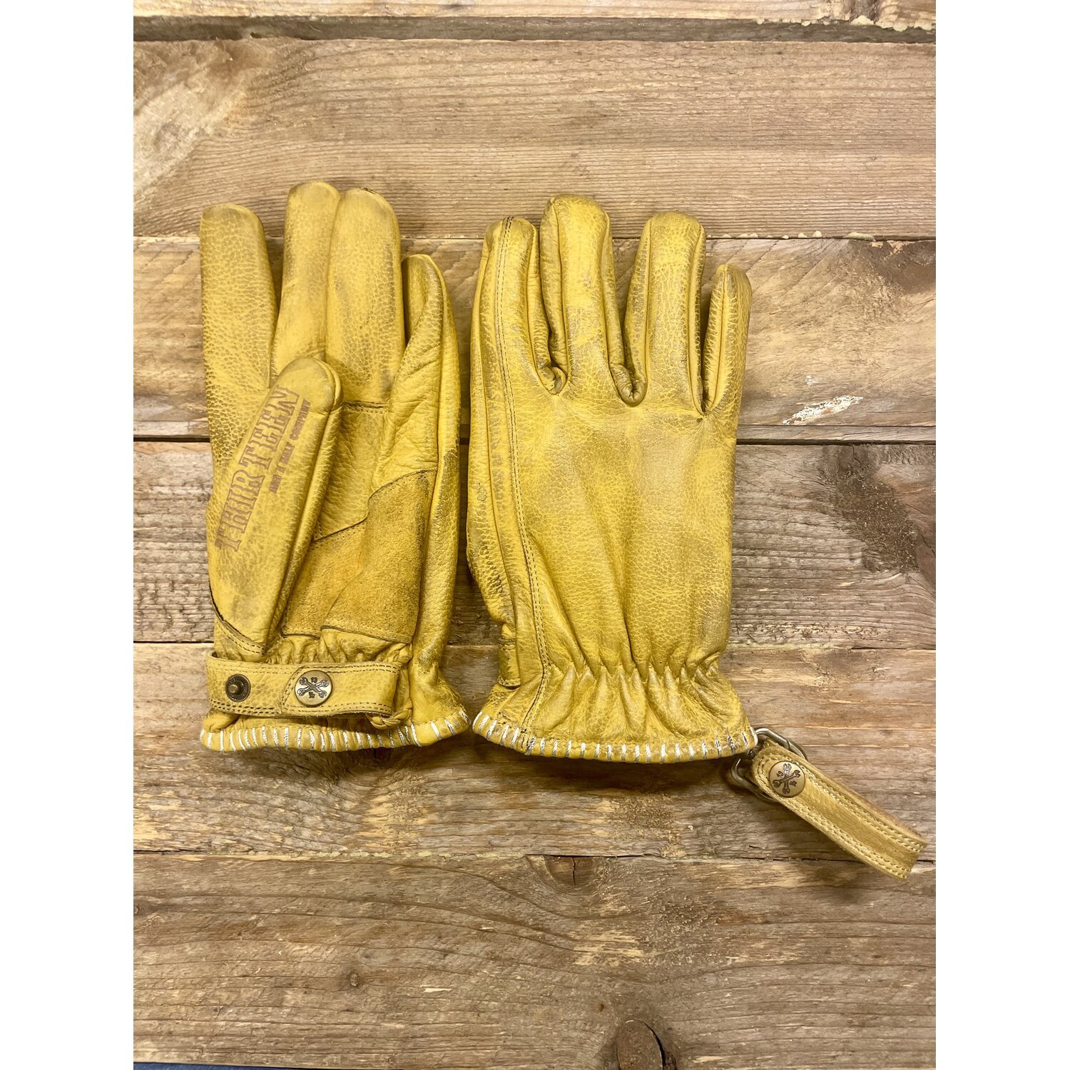 13 1/2 Loud Ride gloves