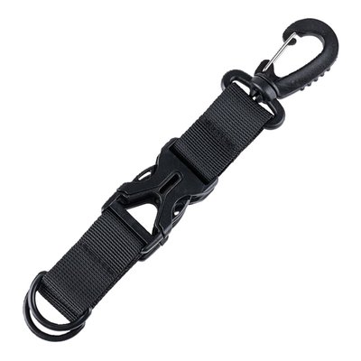 Handy and practical carabiner. The hook features divisible key rings. The key ring can be divided into two parts by a convenient click system. A secure and ideal solution for your keys. Material: nylon and aluminium