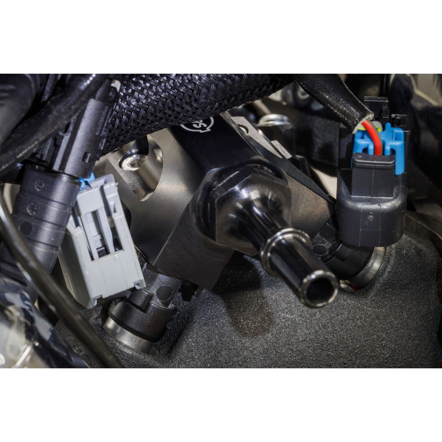 S&S, M8 billet fuel rail kit. Touring, Black, Matte