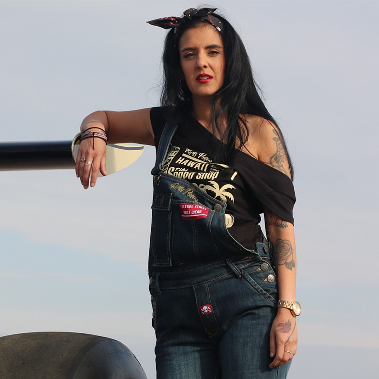 Rusty Pistons Hawaii female t-shirt, Black, L