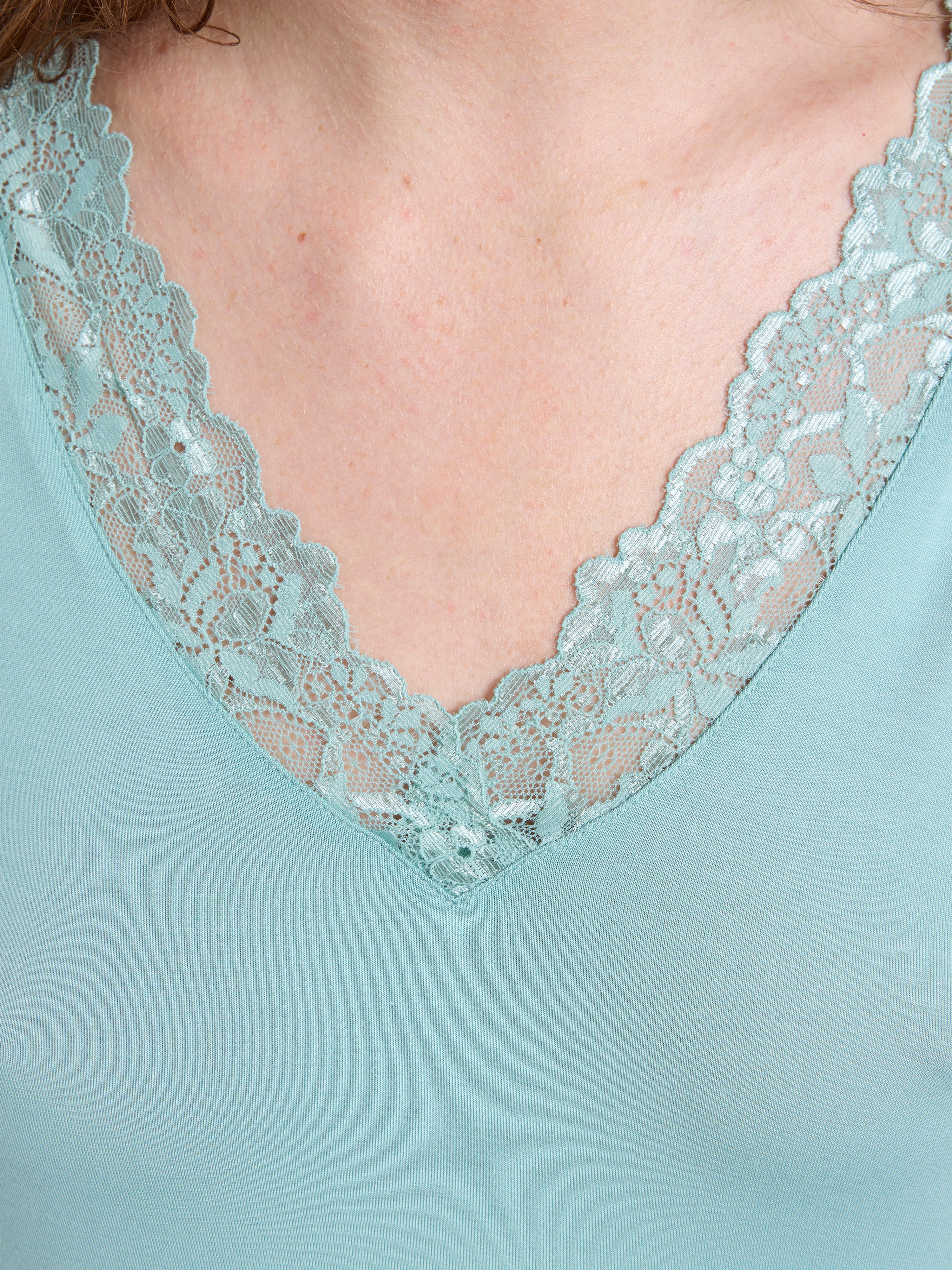 Lily Col V Chemise de nuit