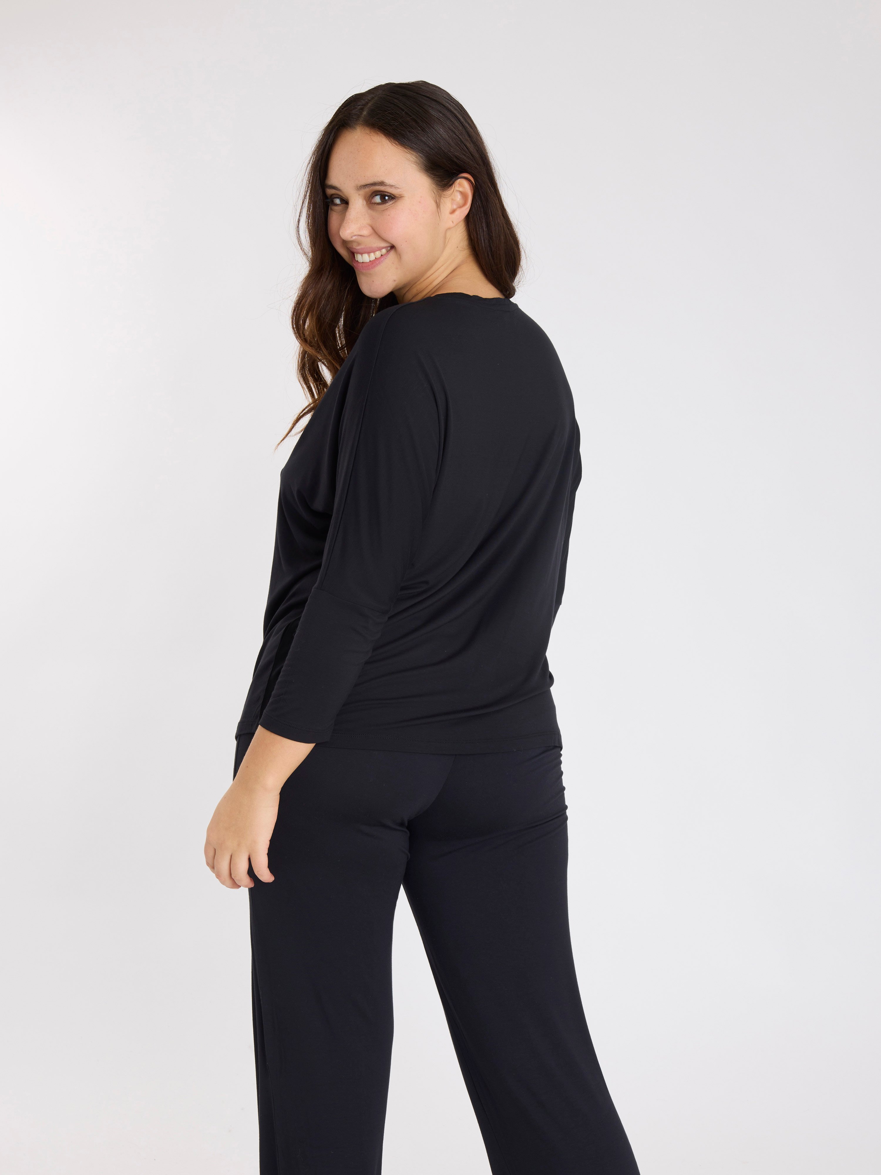 Lily 3/4 Sleeve Nightshirt