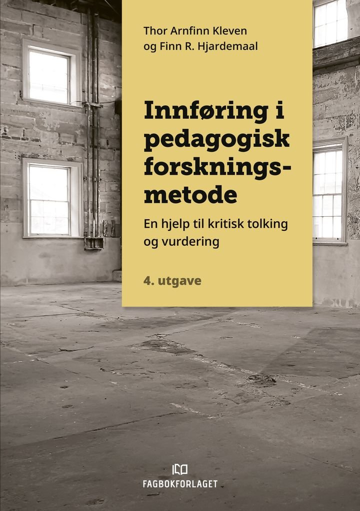 Innføring i pedagogisk forskningsmetode - en hjelp til kritisk tolking og vurdering