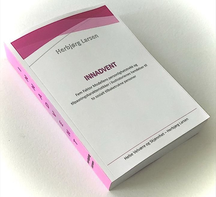 Innadvent - fem faktor modellens personlighetstrekk og tilpasningskarakteristikker i livshistoriene til to sosialt tilbaketrukne personer