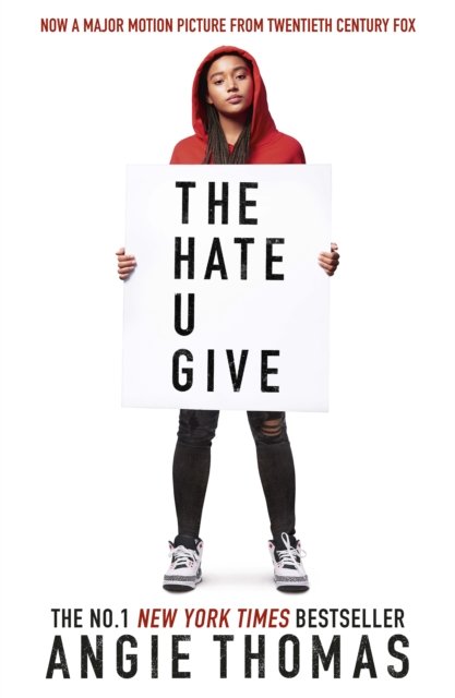 The hate u give av Angie Thomas