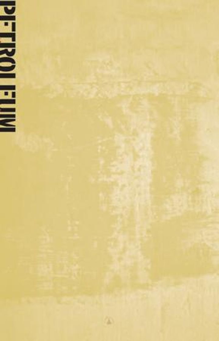 Petroleum - roman
