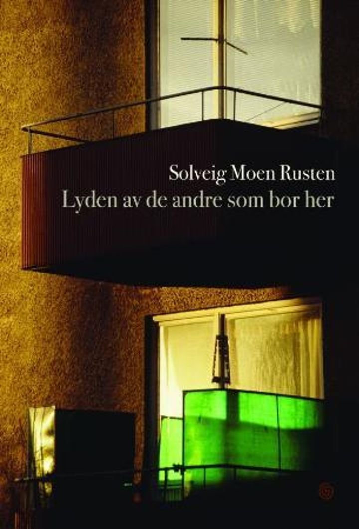 Lyden av de andre som bor her - roman