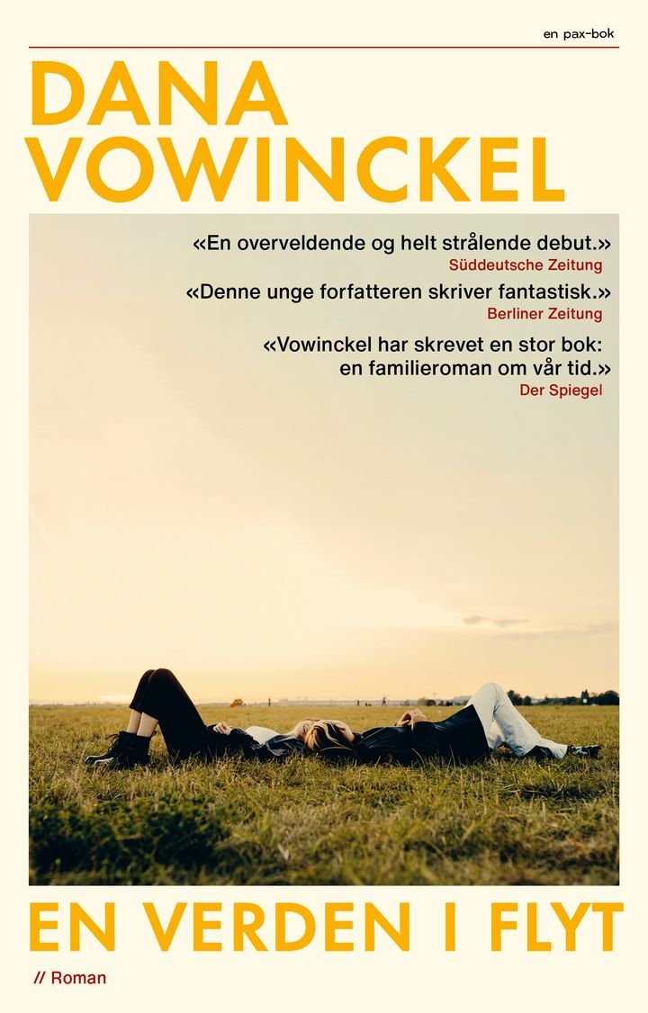 En verden i flyt - roman