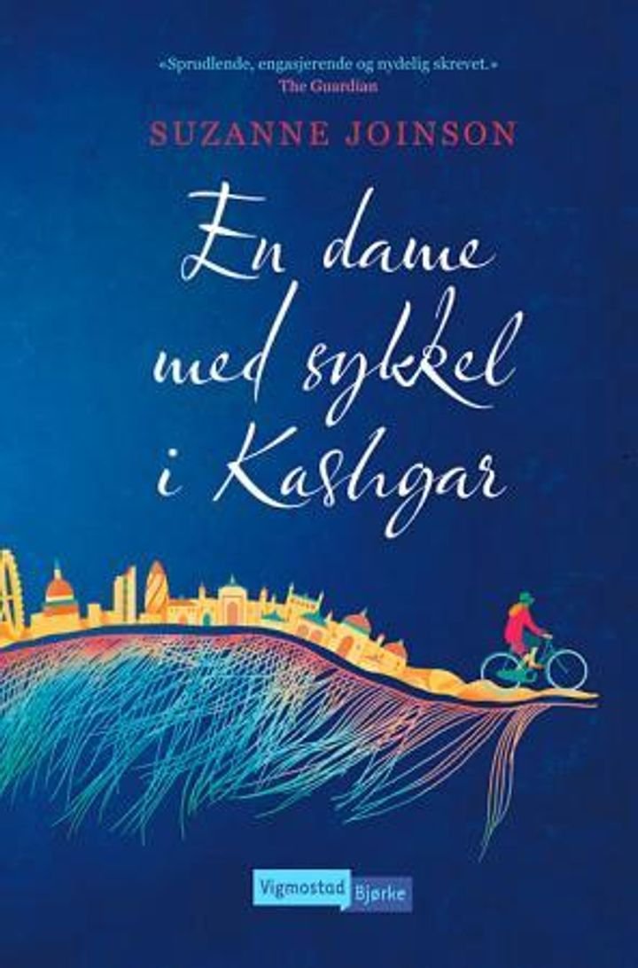En dame med sykkel i Kashgar