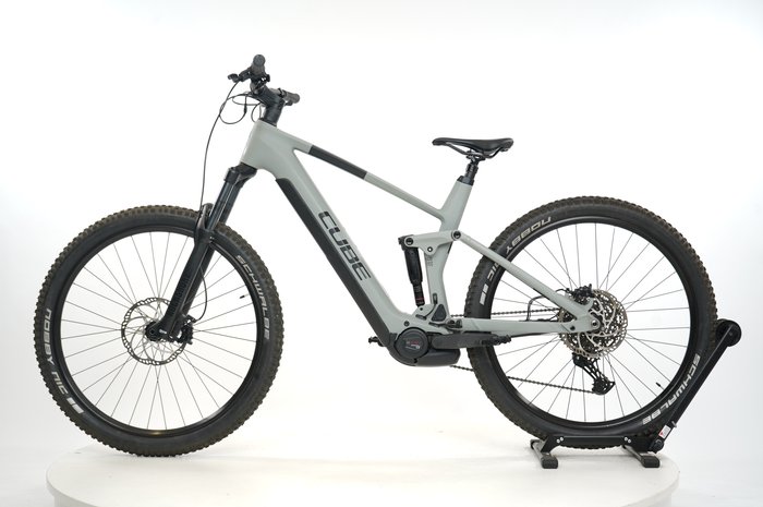 CUBE Stereo Hybrid 140 HPC Pro 625