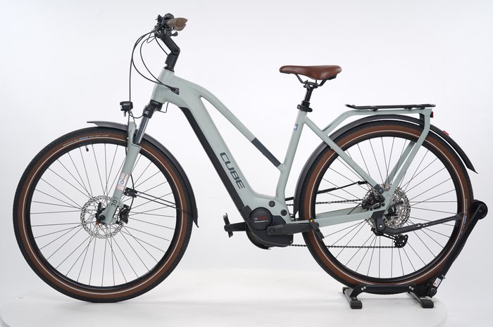 CUBE TOURING HYBRID PRO 500