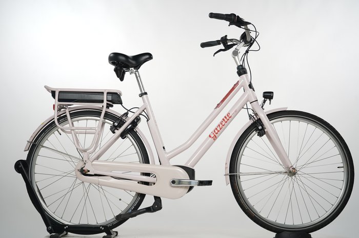 Gazelle Miss Grace C7+ HMB