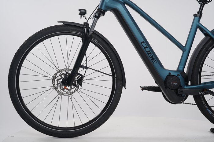 CUBE Kathmandu Hybrid ONE 750