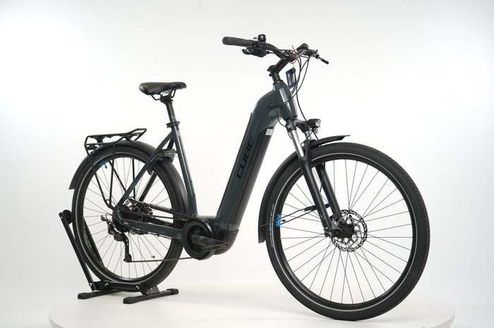 CUBE Touring Hybrid ONE 500
