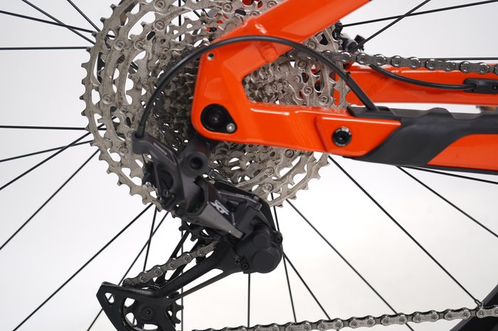 CUBE Stereo Hybrid 120 Race 750