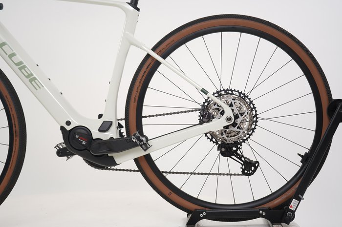 CUBE Nuroad Hybrid C:62 Race