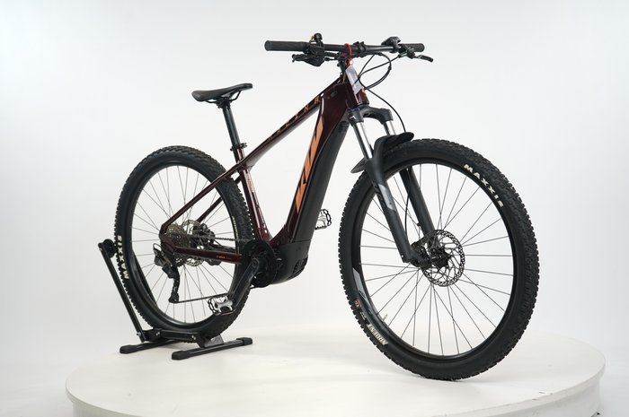 KTM Macina Team 693