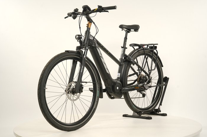 KTM Cento 10