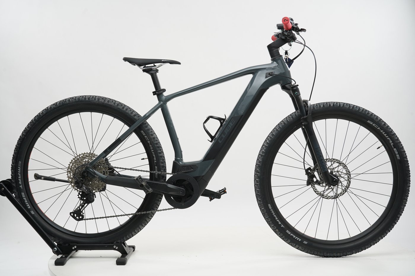 orbea fully e bike Wild M10 2026 Electric – Inhalt:24 Stück Kinderfahrrad 16 Zoll Discover precise Shimano XT components Hängeregal