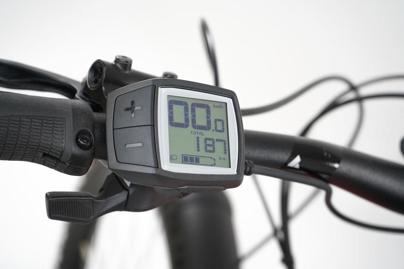 https://images.cdn.europe-west1.gcp.commercetools.com/b8f70299-e4ee-4e48-8388-0bd81b1aed37/3e28f0c6-ee80-4238-a-08Nt62nf-zoom.jpg
