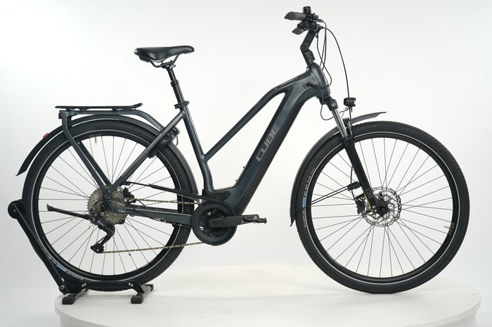 CUBE Kathmandu Hybrid ONE 625