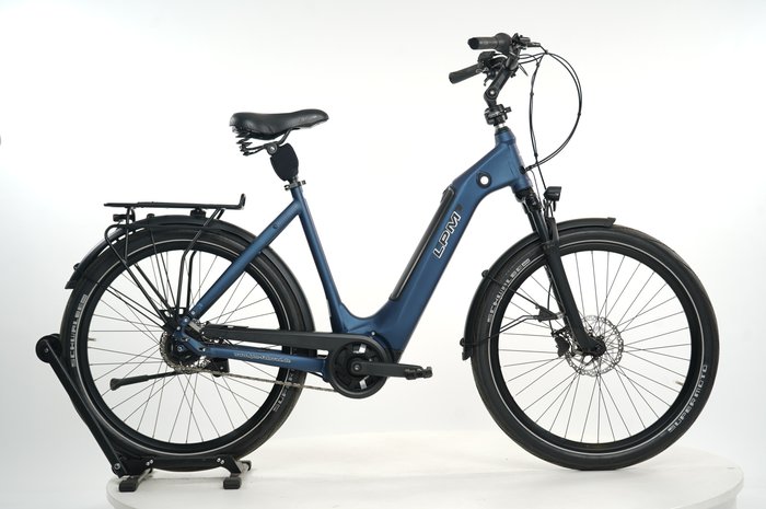 Velo de Ville Custom Made LPM