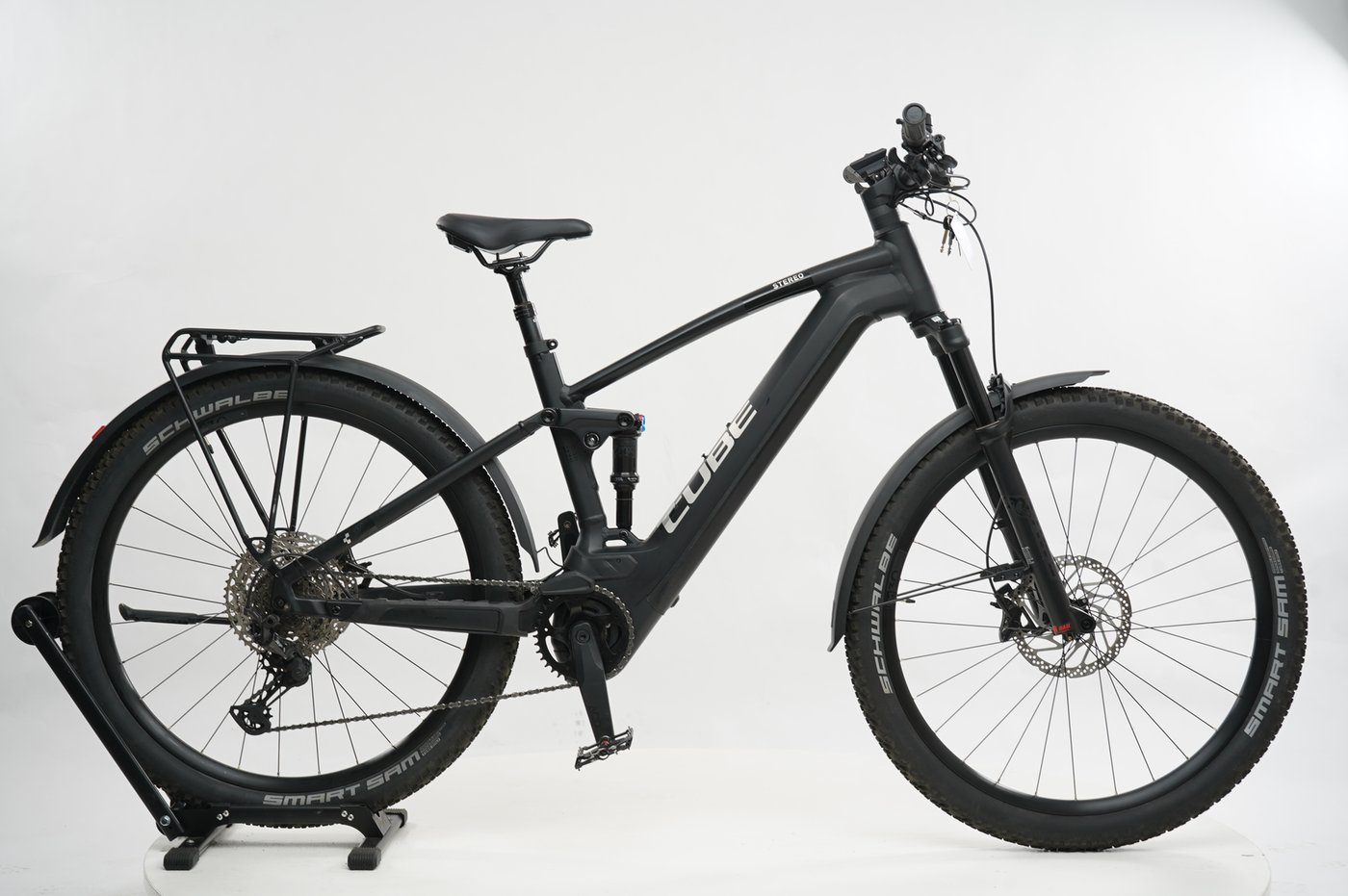 e-bike sale cube Cube Touring Hybrid ONE 500 2022 City E-Bike Grey M