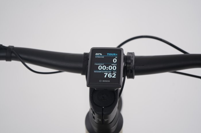 CUBE Reaction Hybrid Race 750