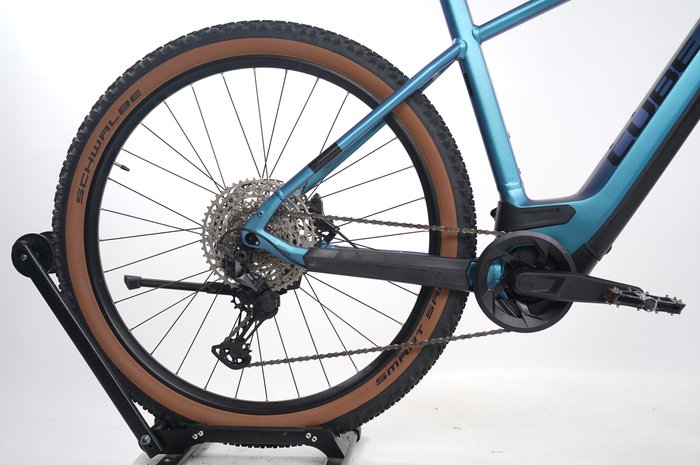 CUBE Reaction Hybrid Race 750