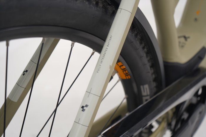 CUBE Kathmandu Hybrid Pro 625
