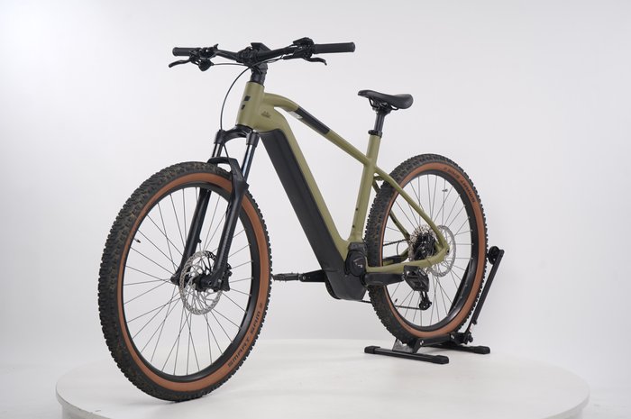 CUBE Reaction Hybrid Race 750
