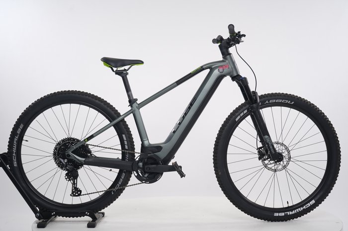 CUBE Reaction Hybrid Pro 750