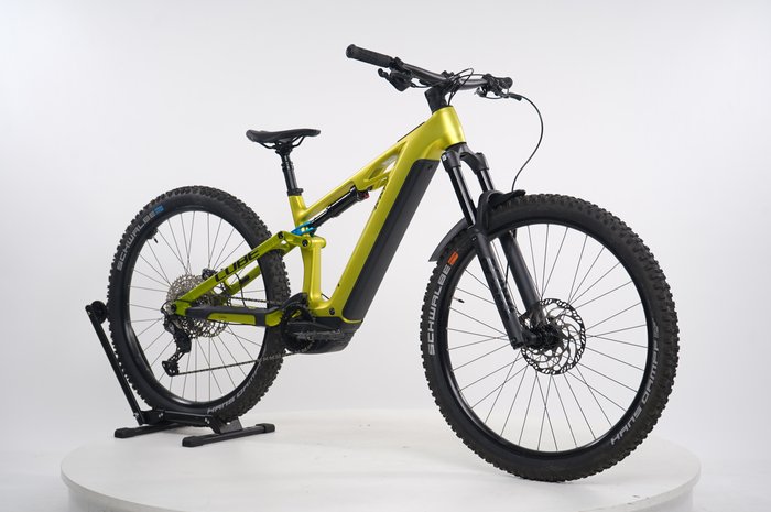 CUBE Stereo Hybrid one 44HPC Race