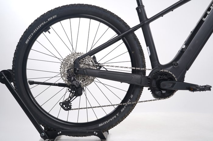 CUBE Reaction Hybrid Race 800