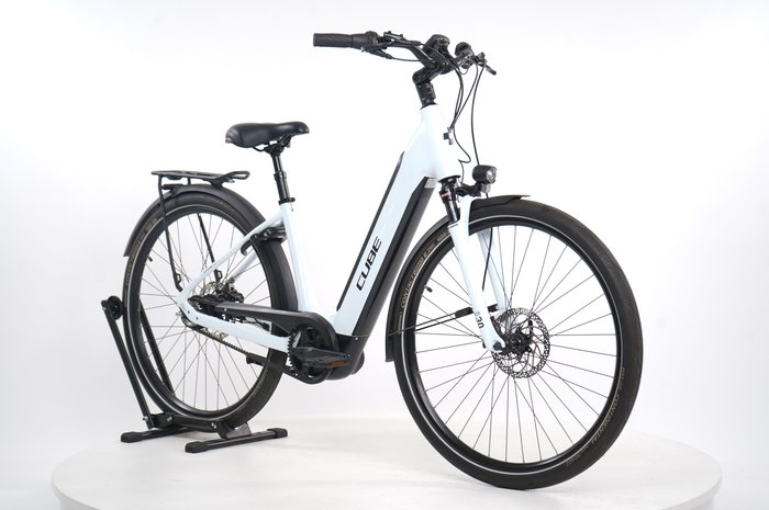 CUBE SUPREME HYBRID EXC 500