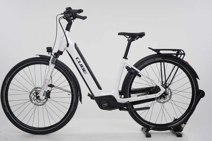 CUBE SUPREME HYBRID ONE 500