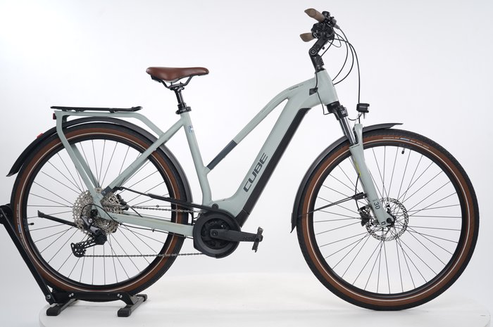 CUBE TOURING HYBRID PRO 500