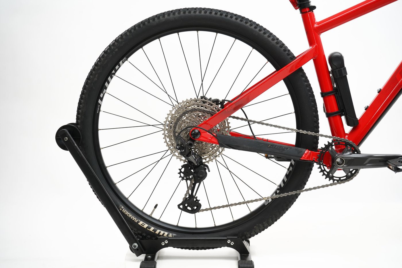 https://images.cdn.europe-west1.gcp.commercetools.com/b8f70299-e4ee-4e48-8388-0bd81b1aed37/DSC00128-8tJV3IAk-zoom.jpg