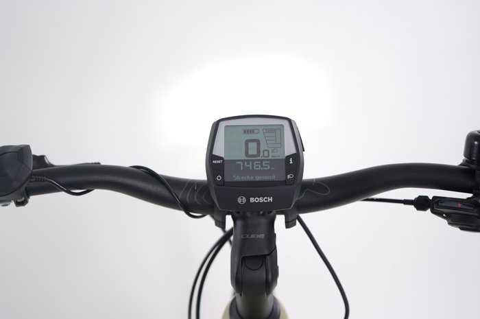 CUBE Kathmandu Hybrid Pro 625